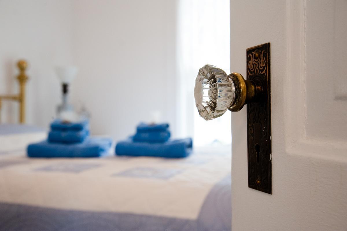 Somewhere In Time Hotel Huntley Екстериор снимка