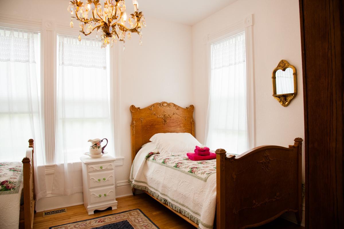 Somewhere In Time Hotel Huntley Екстериор снимка